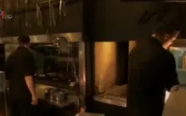 Nga: Các nhà hàng bình dân loay hoay tìm cách bám trụ