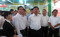 Bộ trưởng Bộ GTVT kiểm tra vé tàu, xe dịp Tết tại TP.HCM