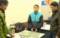 CA Sơn La bắt đối tượng vận chuyển 10 bánh heroin trên xe khách