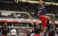 Chelsea mua nhanh trung vệ từng đá cho 11 đội trong ngày cuối