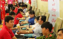 Hành trình Đỏ 2015 đã tiếp nhận hơn 16.000 đơn vị máu