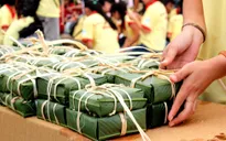 Ngày hội “Bánh chưng xanh và nghệ thuật thư pháp” cho trẻ em nghèo