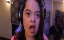 Cô bé mắc hội chứng Down gây "sốt" trên Youtube