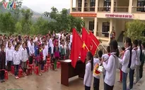 Những thầy cô giáo miệt mài “gieo chữ” vùng cao…