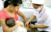 Đăng ký tiêm vaccine trên mạng để tránh việc chờ đợi, xếp hàng