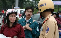 Cao điểm xử lý vi phạm về đội mũ bảo hiểm cho trẻ em