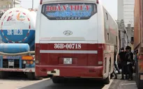 Thanh Hóa: Thu hồi phù hiệu xe 42 chỗ “nhồi nhét” 111 người