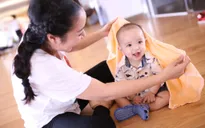 Vẻ đáng yêu khó cưỡng của cậu út nhà Ốc Thanh Vân