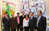 Bí thư Thành ủy Hà Nội thăm Hội báo Xuân 2015