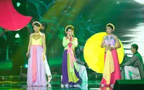 Giọng hát Việt nhí 2015: Công Quốc giả gái "thôi miên" khán giả