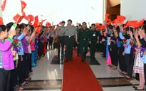 Bộ trưởng Quốc phòng Việt Nam – Trung Quốc gặp gỡ trong chương trình giao lưu biên giới