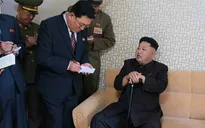 Tình báo Hàn Quốc: Ông Kim Jong-un đã phẫu thuật u nang ở chân
