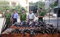 Tiêu hủy hơn 120 khẩu súng