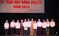 Trao học bổng Vallet cho học sinh, sinh viên phía Bắc
