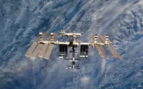 Đánh dấu 15 năm ngày các phi hành gia đặt chân lên trạm vũ trụ quốc tế ISS
