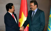 Đoàn Đảng Cộng sản Nhân dân Kazakhstan thăm Việt Nam