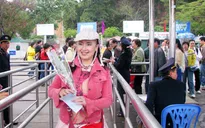 Hàng nghìn du khách thăm Vịnh Hạ Long ngày đầu năm mới