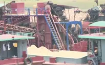 Phú Thọ: Khai thác cát trái phép “rầm rộ” suốt ngày đêm