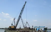 Bến Tre: Bắt quả tang 3 xáng cạp khai thác cát trái phép trên sông Tiền