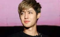 Bạn gái dính bầu không muốn cưới Kim Hyun Joong