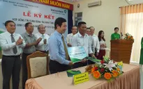 Khánh Hòa: Người dân đầu tiên ký kết vay vốn đóng tàu