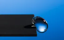 Vật liệu siêu chống thấm chế tạo bằng công nghệ laser