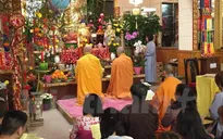 Lễ chùa đầu năm - Nét đẹp văn hóa của người Việt xa Tổ quốc