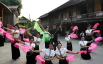 Bảo tồn văn hóa Thái bằng phong trào văn nghệ