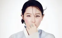 Lee Young Ae trổ tài làm giám khảo Hoa hậu Hàn Quốc