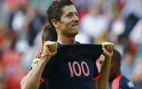 Lewandowski cán mốc lịch sử, Bayern đại thắng