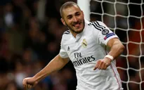 Arsenal cho mượn Sanogo để dọn đường đón Benzema?