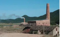 Đốt lò gạch bằng chất thải công nghiệp, người dân hứng ô nhiễm