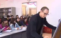 Lớp học tiếng Anh miễn phí của thầy giáo Mỹ