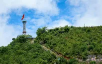 Lá cờ Tổ quốc trên đỉnh Lũng Cú sẽ “Chào buổi sáng” 2/9 cùng khán giả