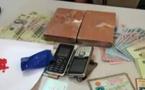 Sơn La: Bắt giữ vụ vận chuyển 2 bánh heroin, 104 viên ma túy tổng hợp