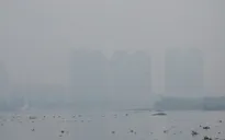 TP.HCM mờ ảo trong màn sương mù dày đặc