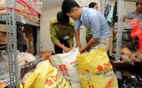 Hà Nội: Thu giữ hàng chục nghìn sản phẩm đồ lót giả nhãn hiệu nổi tiếng