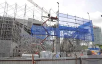 Sập giàn giáo ở TP.HCM: 2 người tử vong, 4 người bị thương