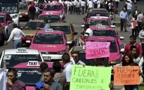 Lái xe taxi ở Mexico biểu tình phản đối Uber
