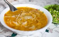 Khác lạ vị bún cá Myanmar