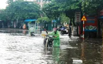 Hơn 1.600 khách du lịch mắc kẹt tại đảo Cô Tô và Quan Lạn