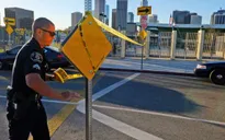 Toàn bộ trường học tại Los Angeles phải đóng cửa vì dọa đánh bom