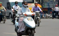 Nắng nóng gay gắt ở Bắc Bộ và Trung Bộ, có nơi trên 40 độ C