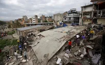 16 nước gửi đồ viện trợ và nhân viên cứu hộ tới Nepal