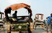 Nepal: Xe chạy theo biển số chẵn lẻ vì thiếu xăng dầu