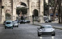 James Bond chi 36 triệu USD chỉ để…phá xe