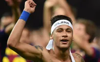 Ghi bàn ở phút bù giờ thứ 7, Neymar sánh ngang Messi và Ronaldo