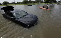 Ngập lụt nghiêm trọng tại bang Texas, Mỹ