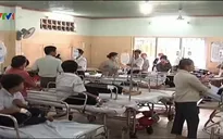 60% nguyên nhân ngộ độc trong trường học là do nhiễm vi sinh vật