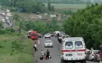 Ukraine: Người dân xếp hàng chờ đợi tại các chốt kiểm tra